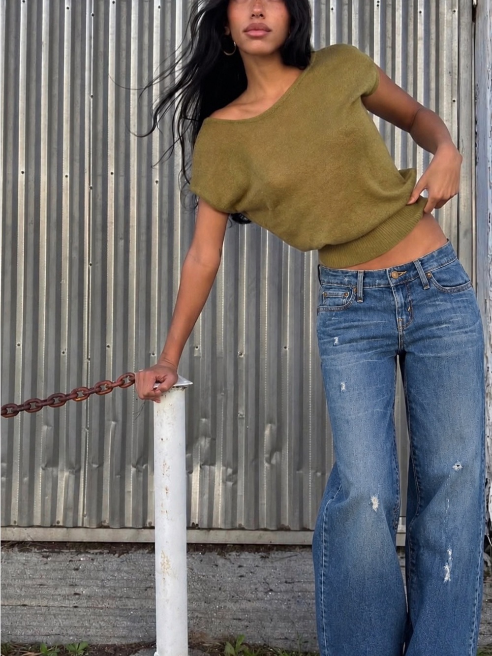 Levi’s 513 Boyfriend Jeans Low Rise Distressed Denim